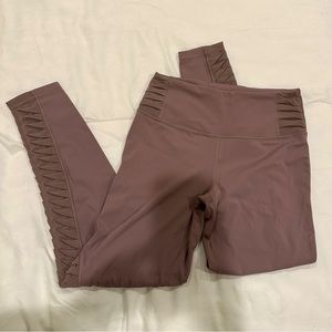 Victoria’s Secret Sport Total Knockout Tight 7/8 Leggings M